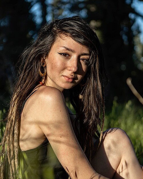 Portrait de Shani Louk